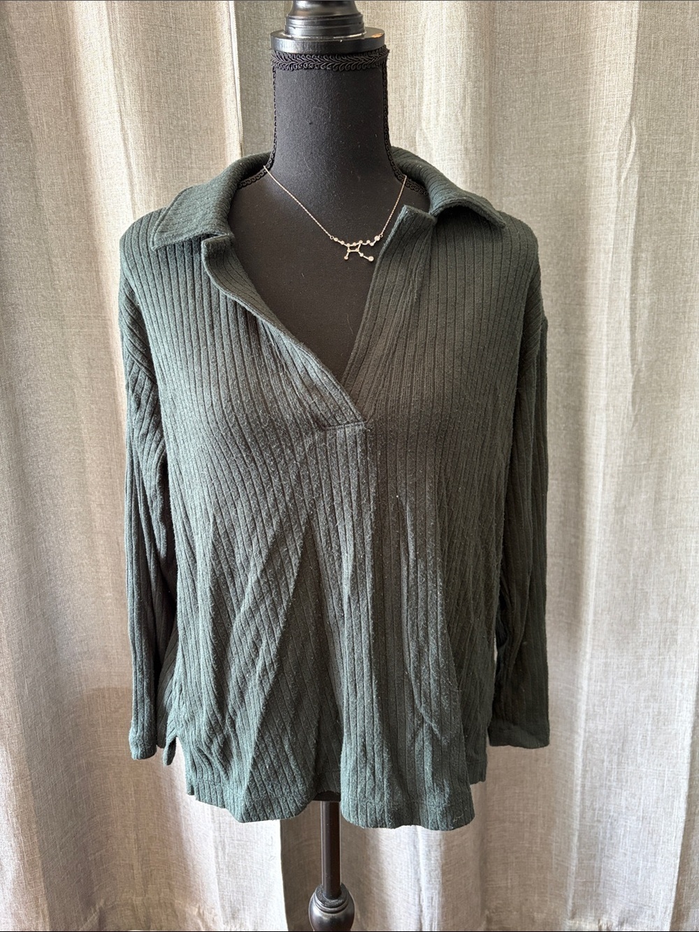 Madewell Ribbed Collared V-Neck Pullover - Dark Green